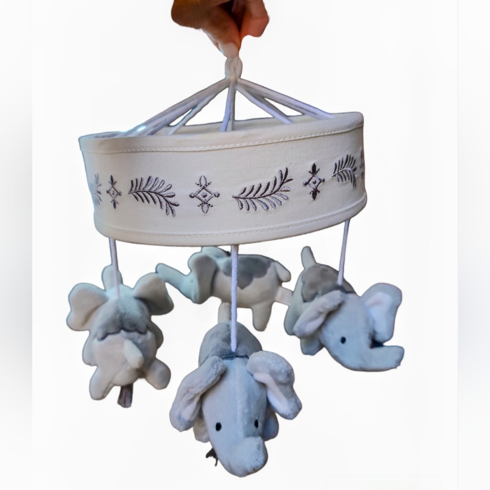 Levtex Baby Rotating Crib Mobile Gray Minimalist Elephant Neutral